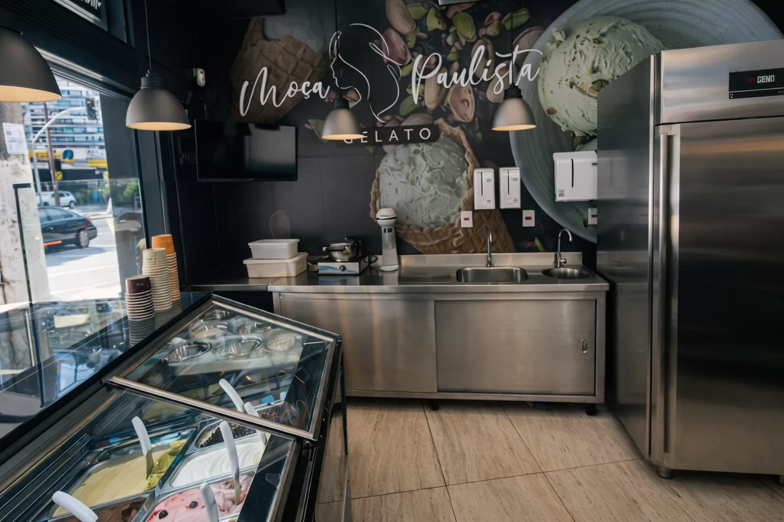 Gelateria profissional: equipamentos essenciais para o gelato artesanal